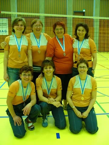 2006_netzballzug_klein.jpg